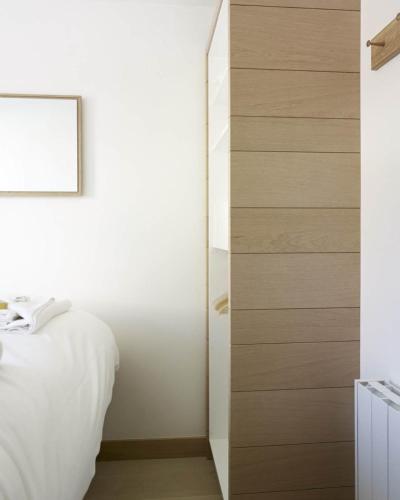 Rond Point 12 by One of A Kind Travel