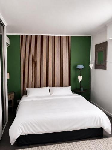 2 room apart 200m from Martinez
