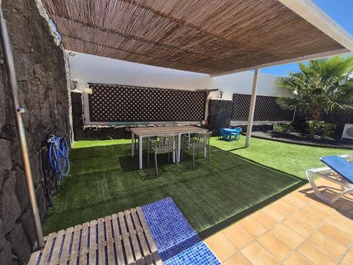 Villa Adel, Oasis de paz con piscina climatizada