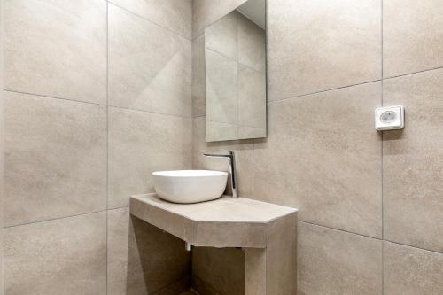 Luxury Athens Home&Rooftop Acropolis View