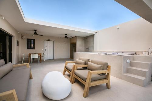 The Grand Spa Penthouse - Luxury & Comfort