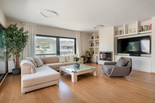 The Grand Spa Penthouse - Luxury & Comfort
