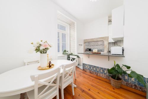 Luxury Central Lisbon Stay wAC at Your Doorstep