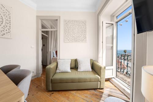 Penthouse with Terrace & Stunning View w AC