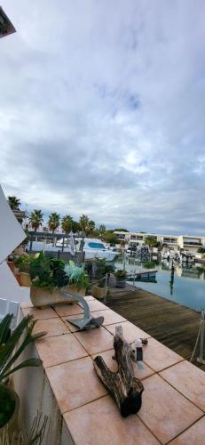 Marina avec vue sur les bateaux !