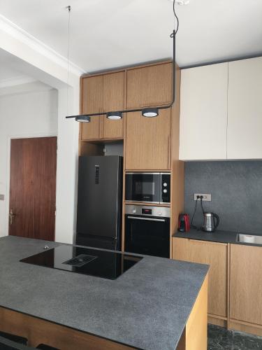 Apartment Near Beach & Old Port