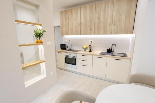 Cosy Stay Split