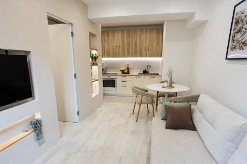 Cosy Stay Split