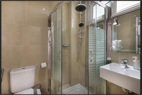 Seaside Studio 1 Chania, 90m from the beach in Chania, Free street parking, Balkoni, Fast WiFi Self Check in, 34sqm