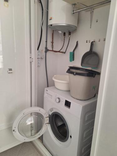 Nice newly renovated 1-bedroom apartment