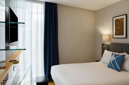 Four Points Flex by Sheraton Cardiff photo 21