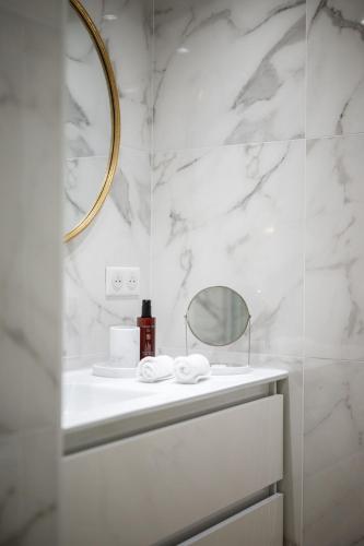 Sephora Jean Medecin 2-Bedroom Apartment