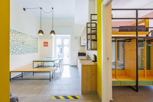Central Station Housing Apartment