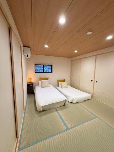 Seiha 天下茶屋 最大15人 3间浴室 车站步行3分钟 空港直达 2车位车库 260平超大空间