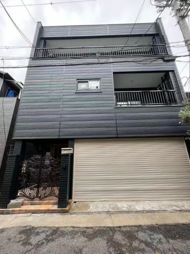 Seiha 天下茶屋 最大15人 3间浴室 车站步行3分钟 空港直达 2车位车库 260平超大空间