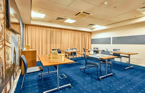 Holiday Inn Express London Stratford by IHG photo 39