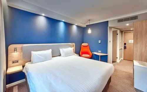 Holiday Inn Express London Stratford by IHG photo 6