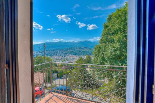 Casa Pontaccio With Terrace And View - Happy Rentals
