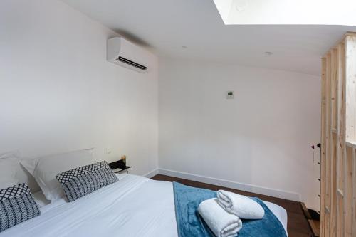 Duplex élégant climatisé hypercentre Bordeaux