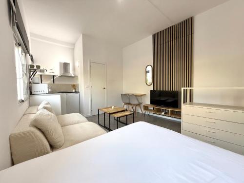 Nova Suites - Los Boliches & Beach