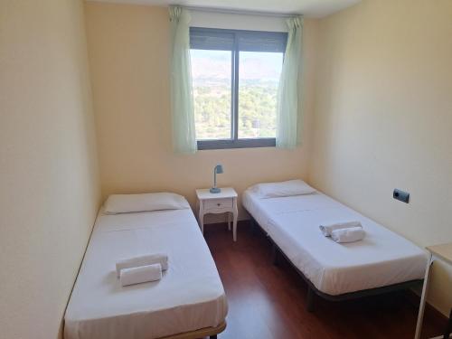 Las Marinas, apartamento muy amplio cerca de playa Poniente