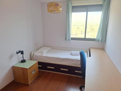 Las Marinas, apartamento muy amplio cerca de playa Poniente