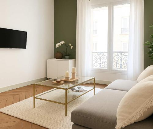 Spacious & chic flat with elevator access - Paris
