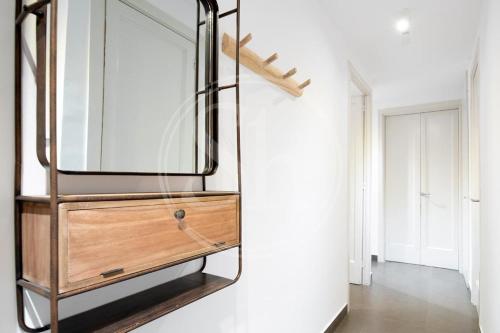Eixample Hospital Clinic apartment