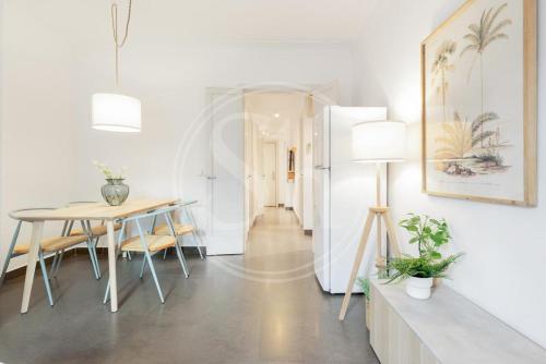 Eixample Hospital Clinic apartment
