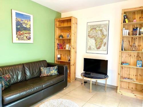 Astoria - parking, jardin et terrasse