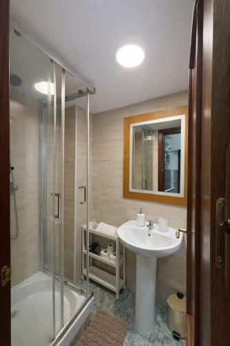 Amplio apartamento en Malasaña con aire acondicionado