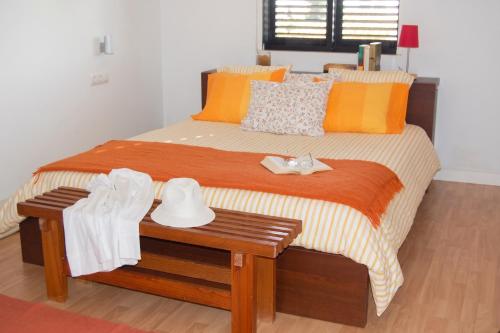 Charming Alvor Apartment, 70 m², Balcony and Garden View