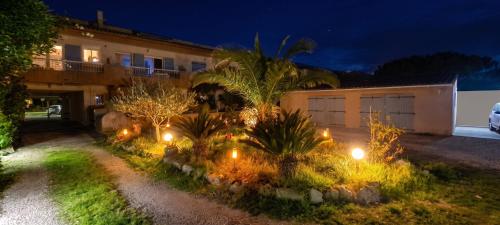 Studio confort à Hyères - 20 m² avec barbecue et terrasse