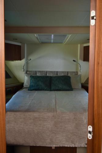 Motor yacht Sunseeker Manhattan 52