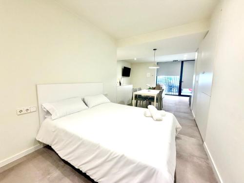 Convenient Valencia Studio Near Nou Mestalla & Metro