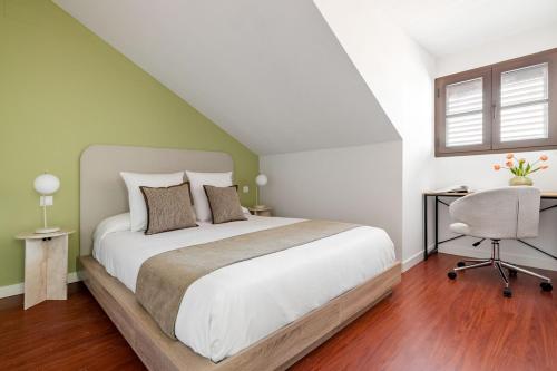 Charming penthouse in a prime location