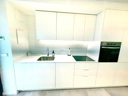 Modern Valencia Studio Near Nou Mestalla & Metro