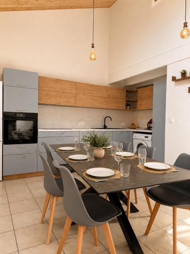 Maison tout confort renovee aux Sables - 6 pers