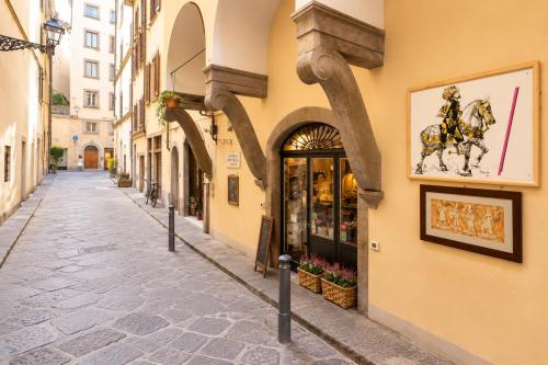 Pitti Suite 1