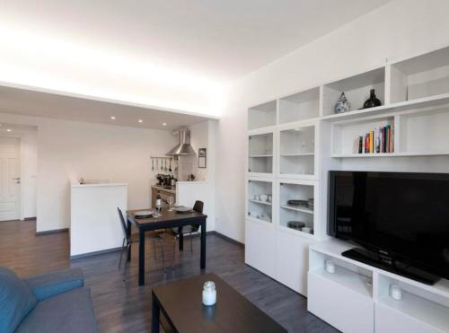 Elegant Apartment Steps from the Vatican Museums