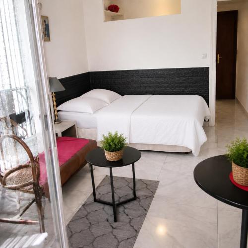 Cannes Cousin Studio by Sweet Accommodation