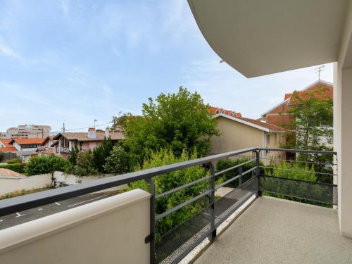 Appartement T2 calme avec terrasse, parking privé, proche commerces et plages - Arcachon