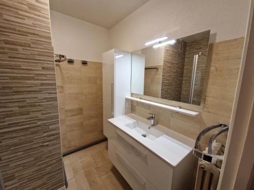 Face Mer, Bel Appartement T3 Haut de Gamme - FR-1-331-48