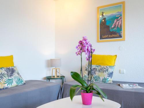 Studio 2 pers climatisé, proche plage et commerces, WiFi