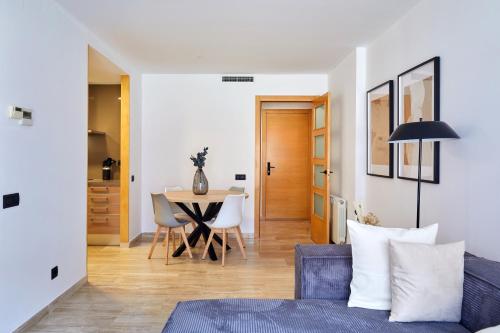 Cozy Apartment IV - Les Corts
