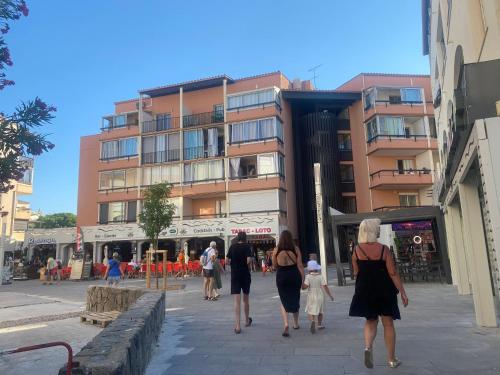400 METRES DE LA PLAGE DU MÔLE APPARTEMENT LUMINEUX 6 COUCHAGES au CAP D AGDE