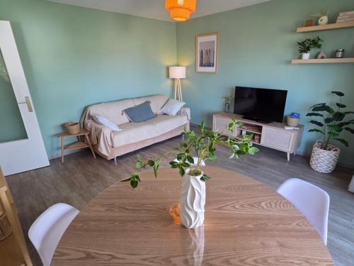 Appartement 2 pièces climatisé avec parking et piscine à Sainte-Maxime