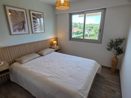 Appartement 2 pièces climatisé avec parking et piscine à Sainte-Maxime