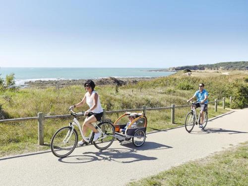 Charmant T3 avec Jardin Clos à 700m de la Plage et Commerces