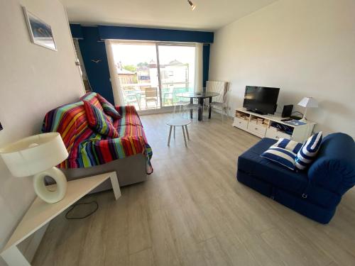 Studio en Centre-Ville d'Arcachon avec Balcon, Parking Privé et Wi-Fi, à 300m de la Plage